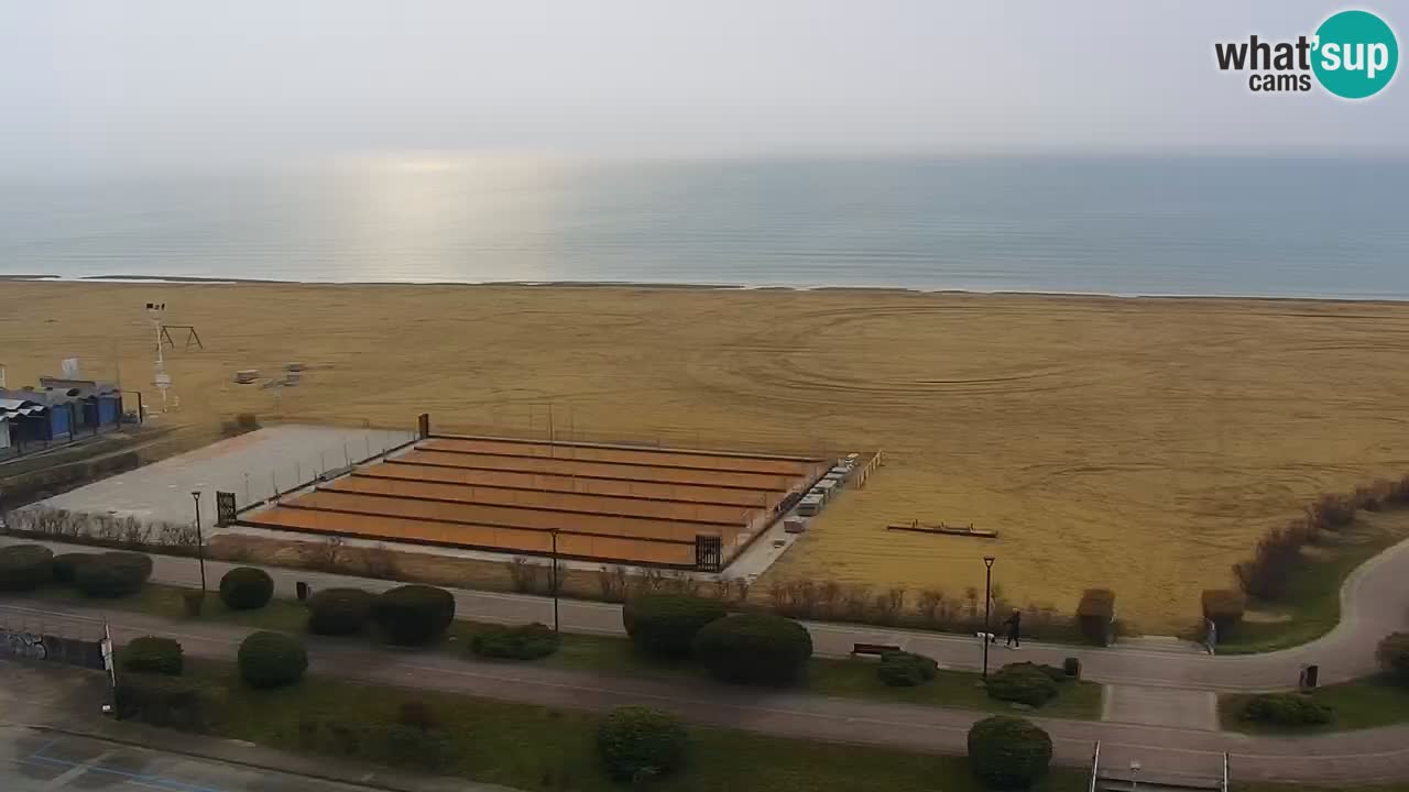 La spiaggia di Bibione webcam live e piazzale Zenit