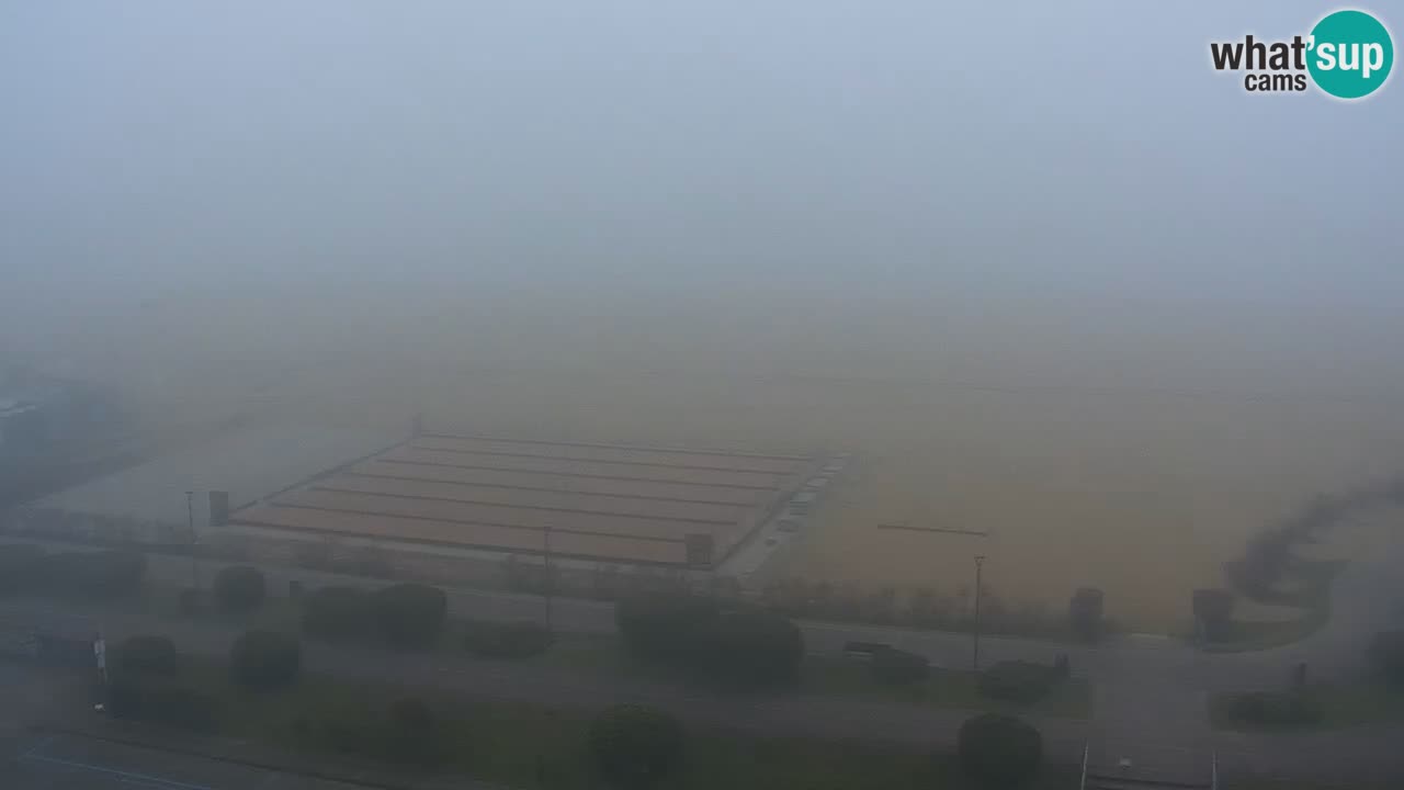 La spiaggia di Bibione webcam live e piazzale Zenit