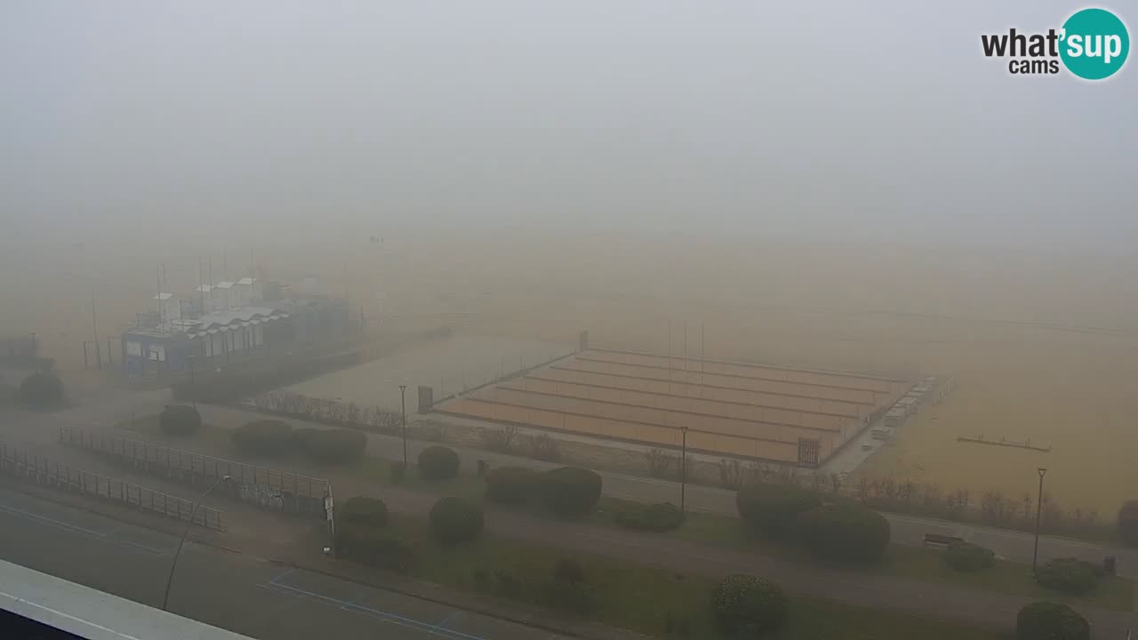 La spiaggia di Bibione webcam live e piazzale Zenit