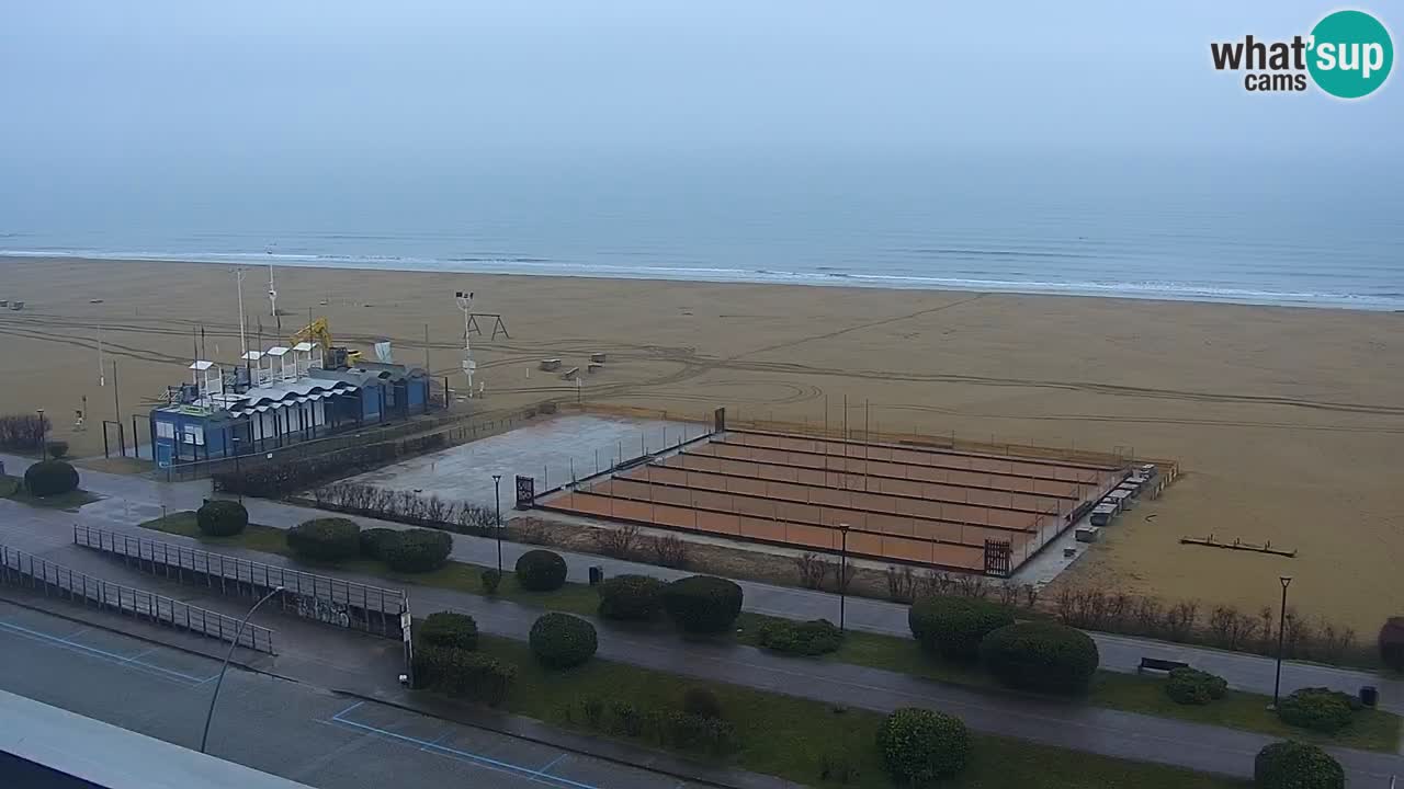 La spiaggia di Bibione webcam live e piazzale Zenit