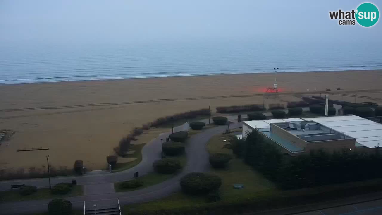 La spiaggia di Bibione webcam live e piazzale Zenit