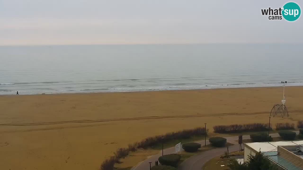 La spiaggia di Bibione webcam live e piazzale Zenit