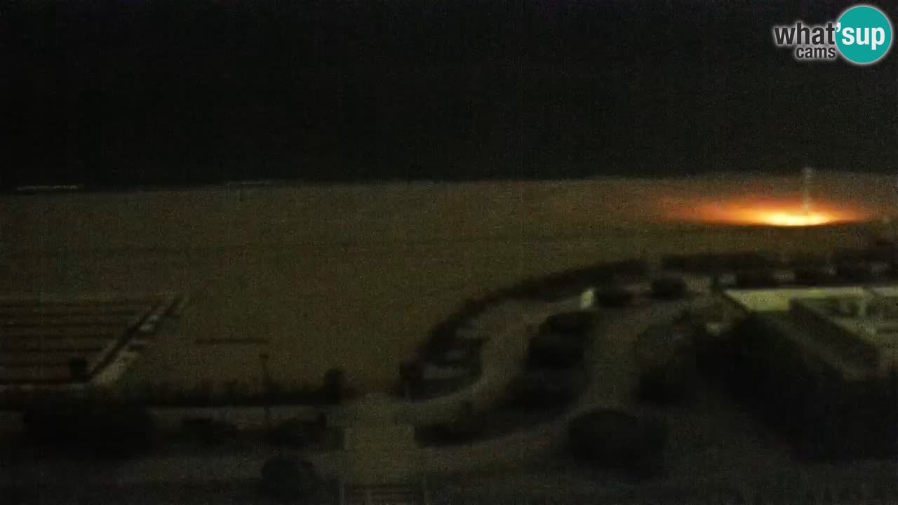 La spiaggia di Bibione webcam live e piazzale Zenit