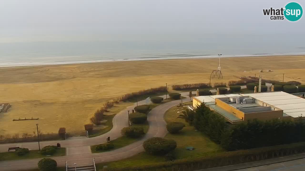 La spiaggia di Bibione webcam live e piazzale Zenit