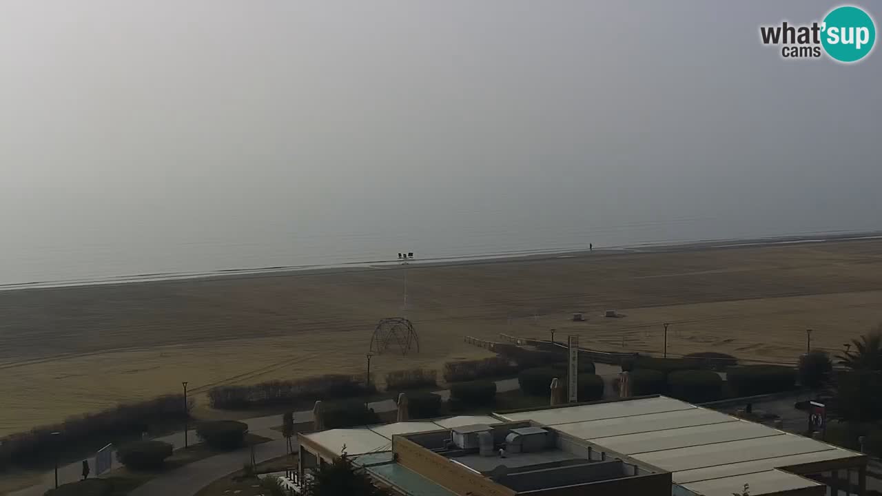 La spiaggia di Bibione webcam live e piazzale Zenit