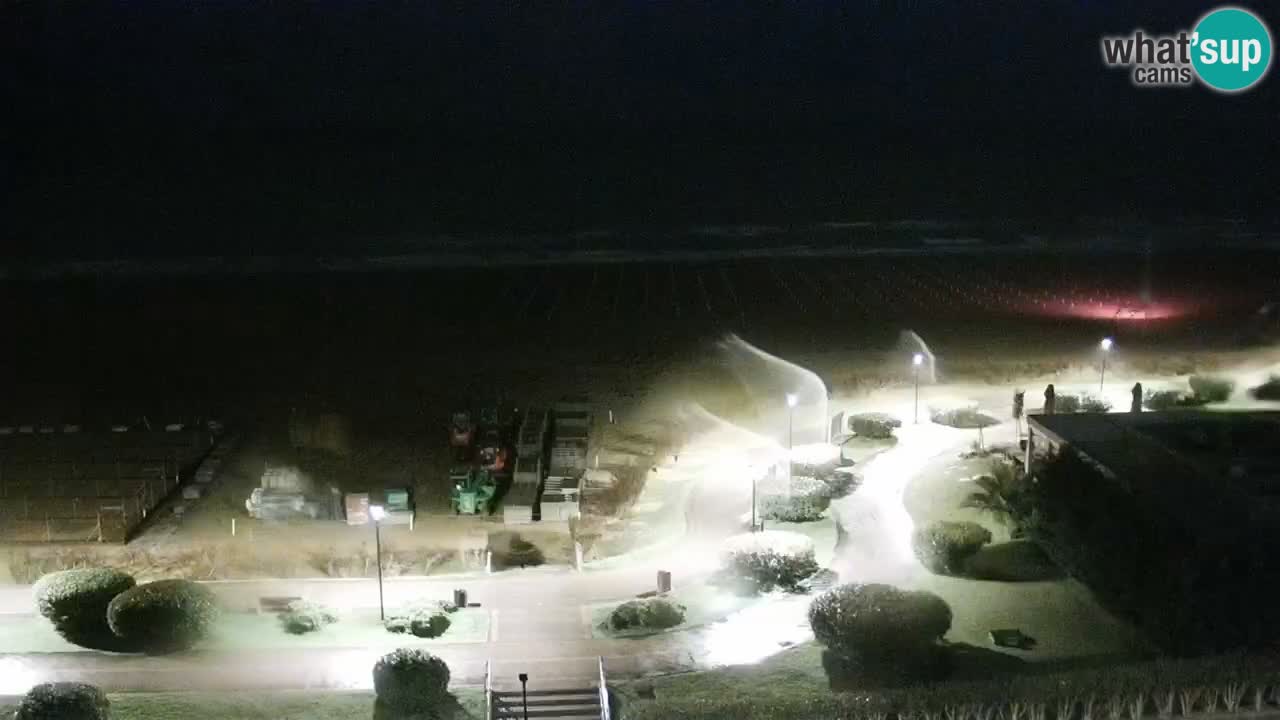 La spiaggia di Bibione webcam live e piazzale Zenit