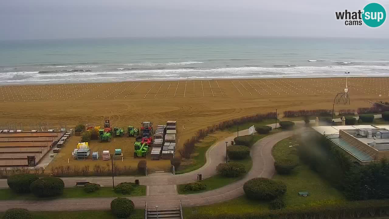 La spiaggia di Bibione webcam live e piazzale Zenit