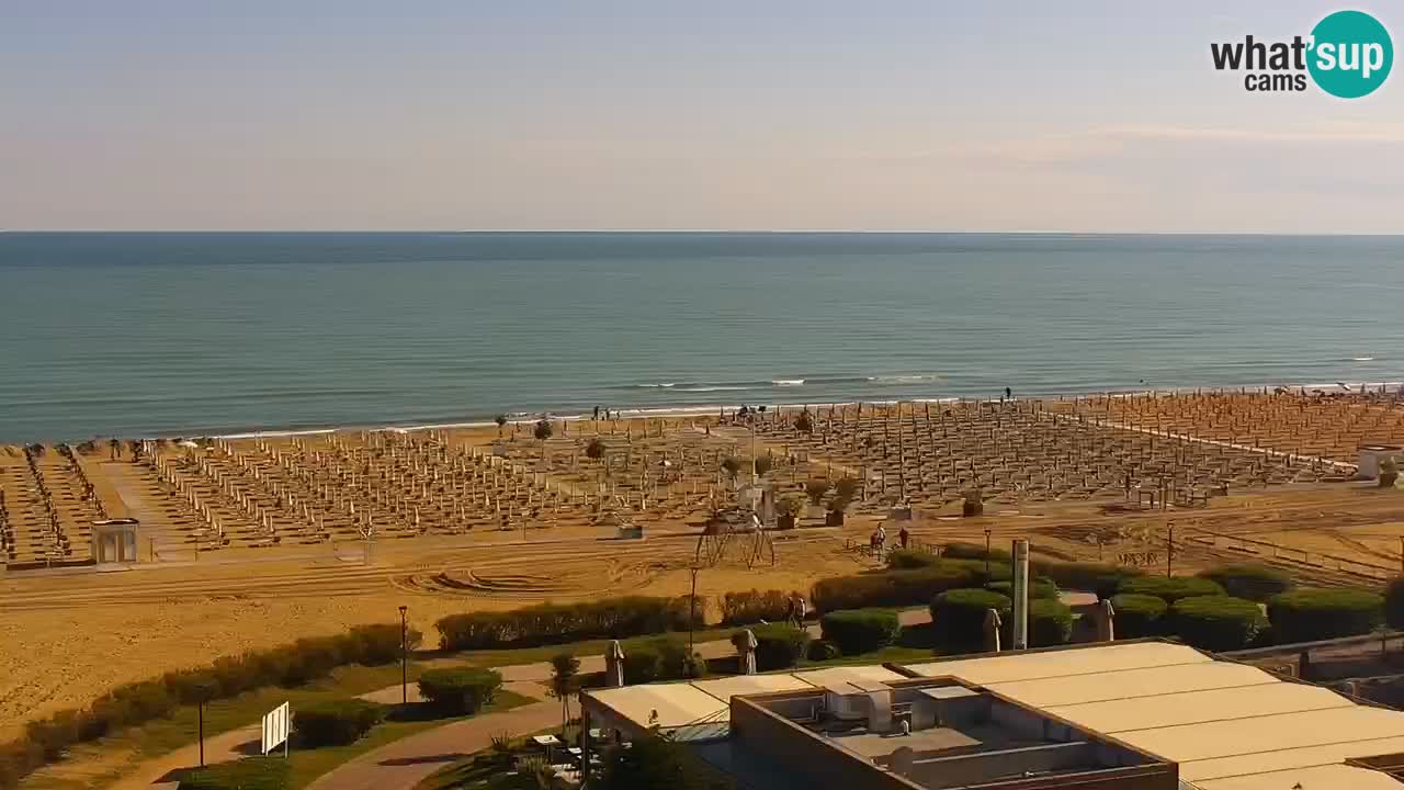La spiaggia di Bibione webcam live e piazzale Zenit