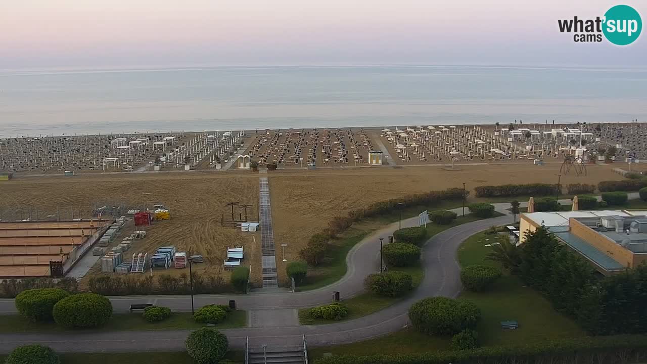 La spiaggia di Bibione webcam live e piazzale Zenit