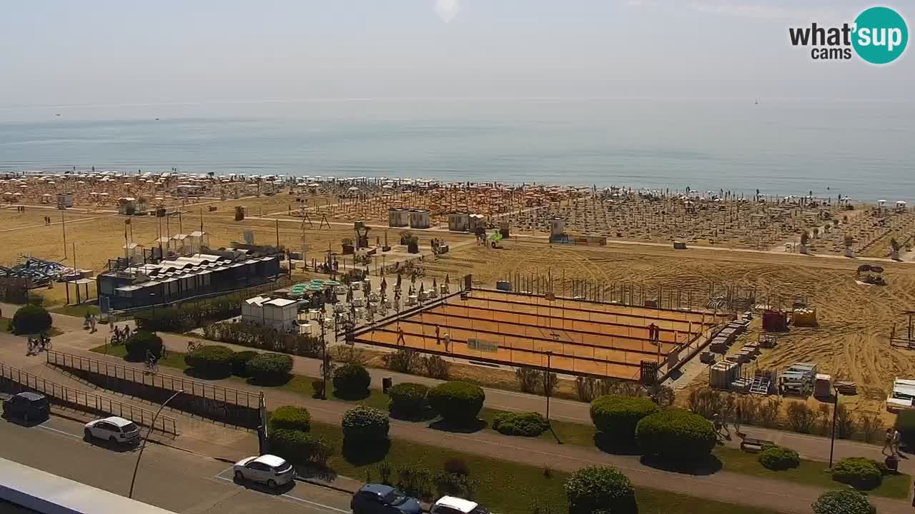 La spiaggia di Bibione webcam live e piazzale Zenit