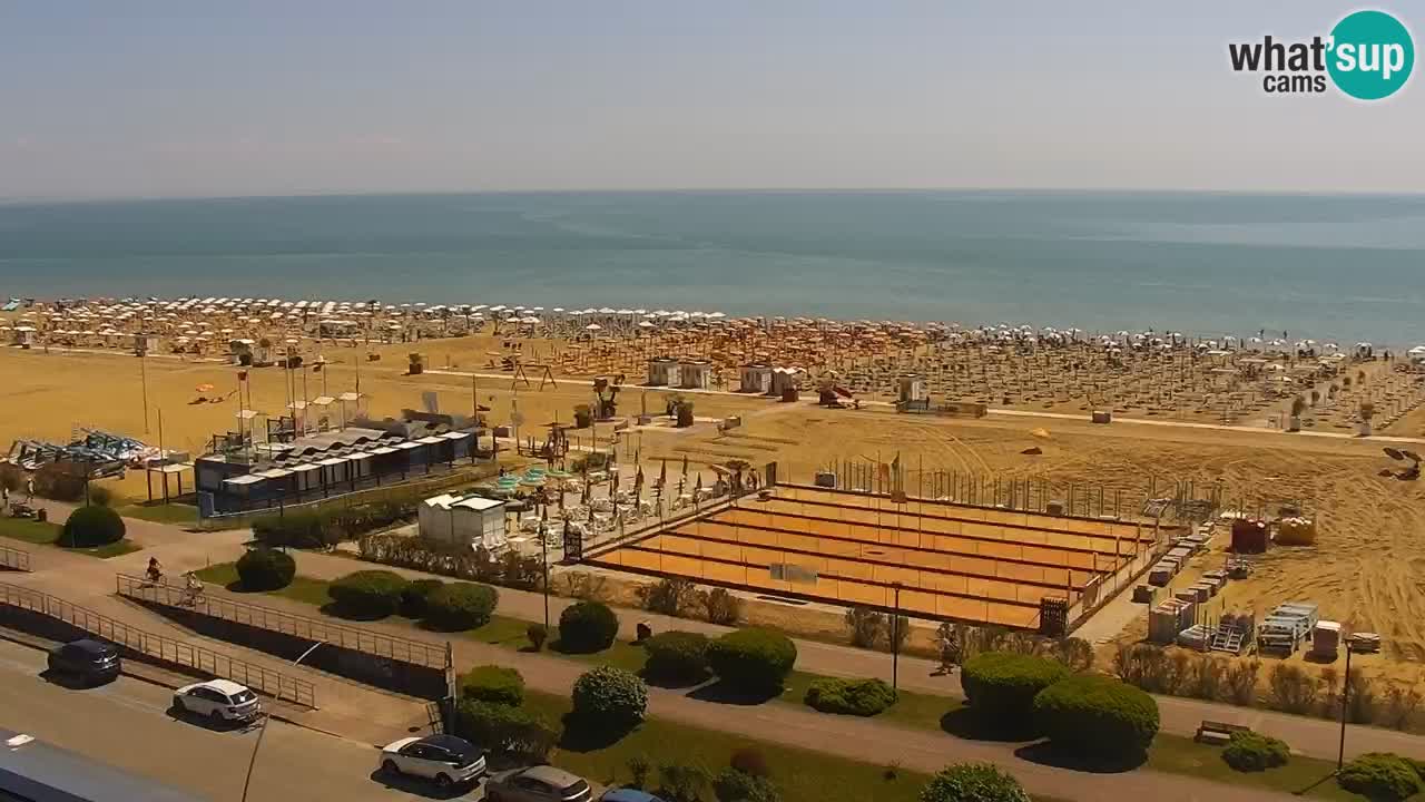 La spiaggia di Bibione webcam live e piazzale Zenit