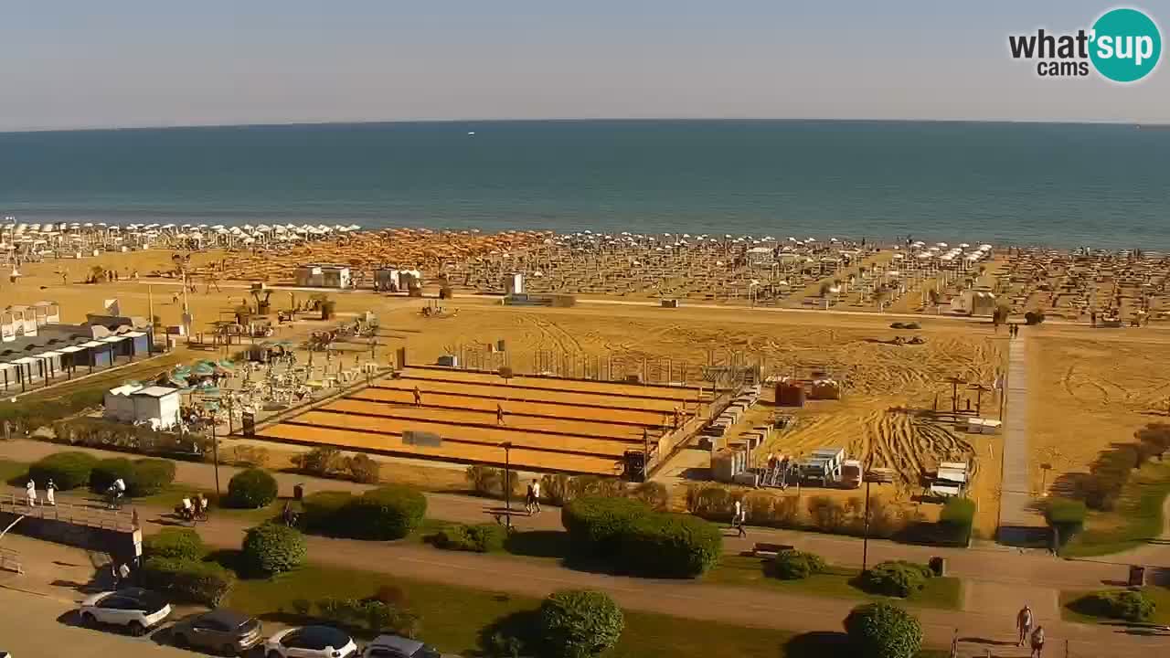 La spiaggia di Bibione webcam live e piazzale Zenit