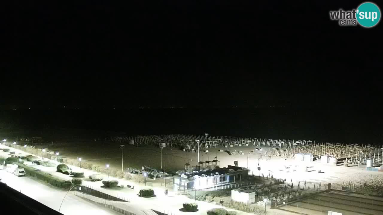 La spiaggia di Bibione webcam live e piazzale Zenit