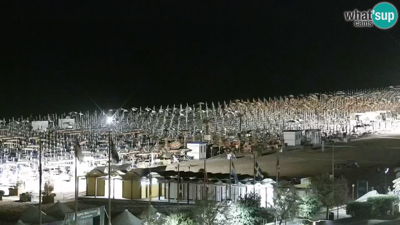 La spiaggia di Bibione webcam live e piazzale Zenit