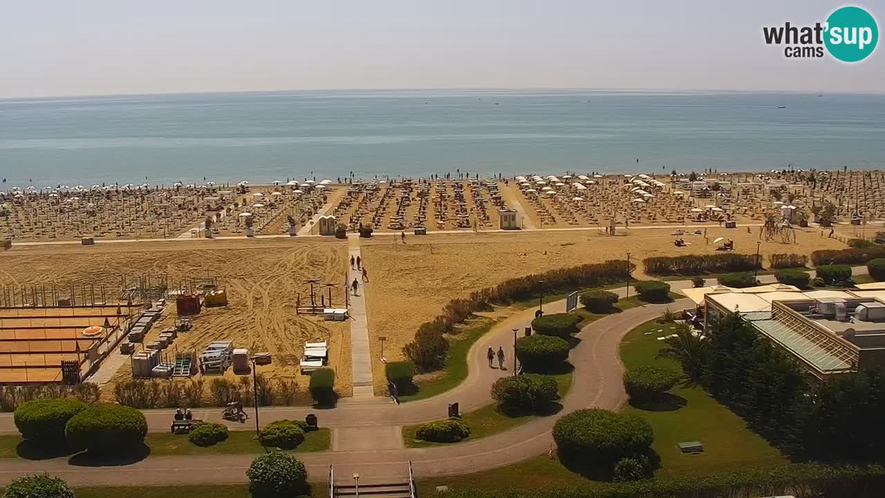 La spiaggia di Bibione webcam live e piazzale Zenit
