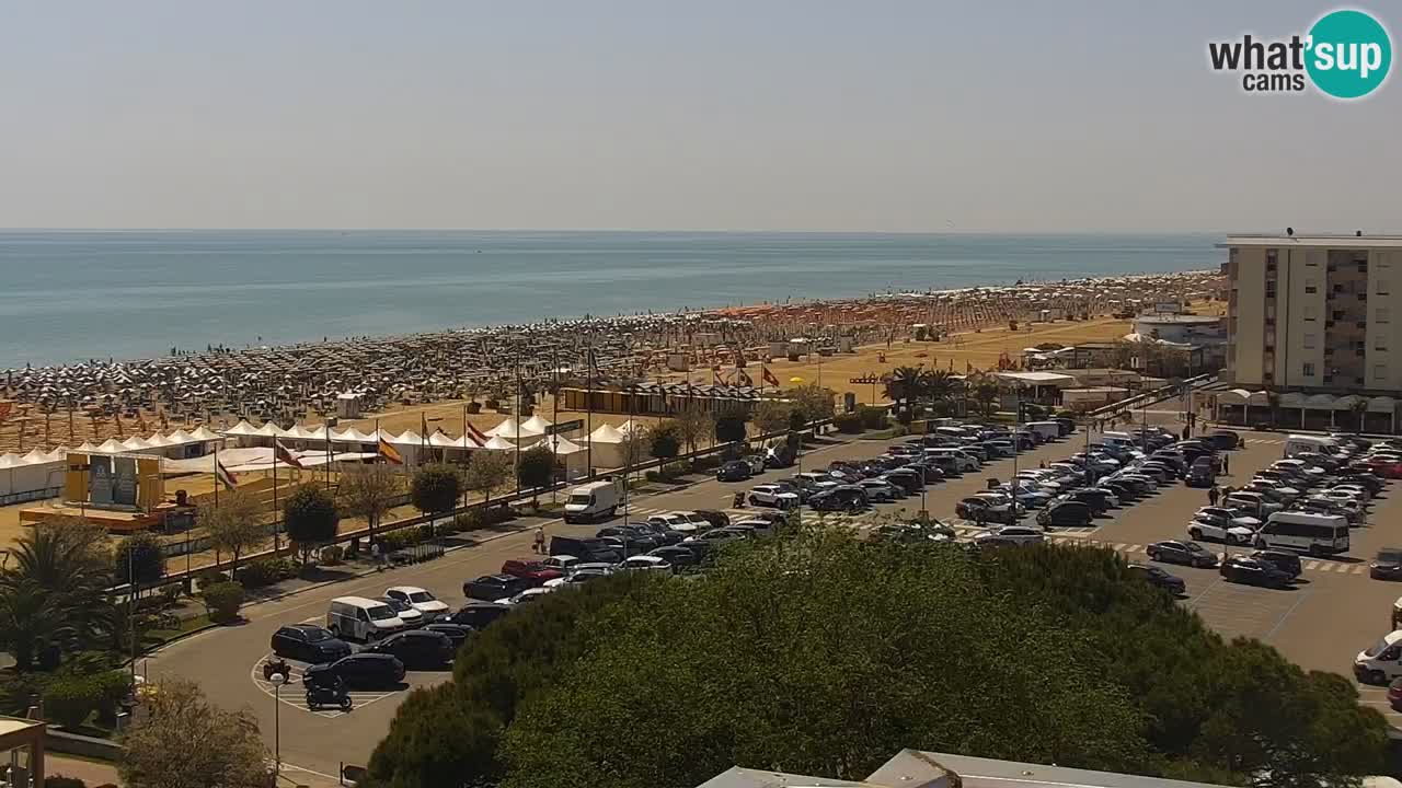 La spiaggia di Bibione webcam live e piazzale Zenit