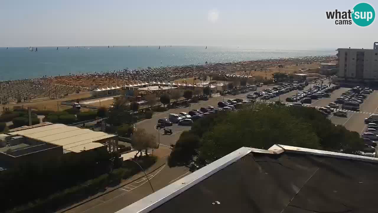 La spiaggia di Bibione webcam live e piazzale Zenit