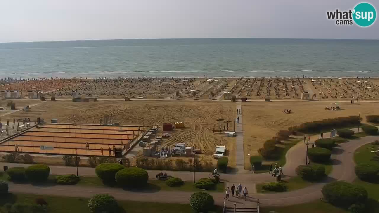 La spiaggia di Bibione webcam live e piazzale Zenit