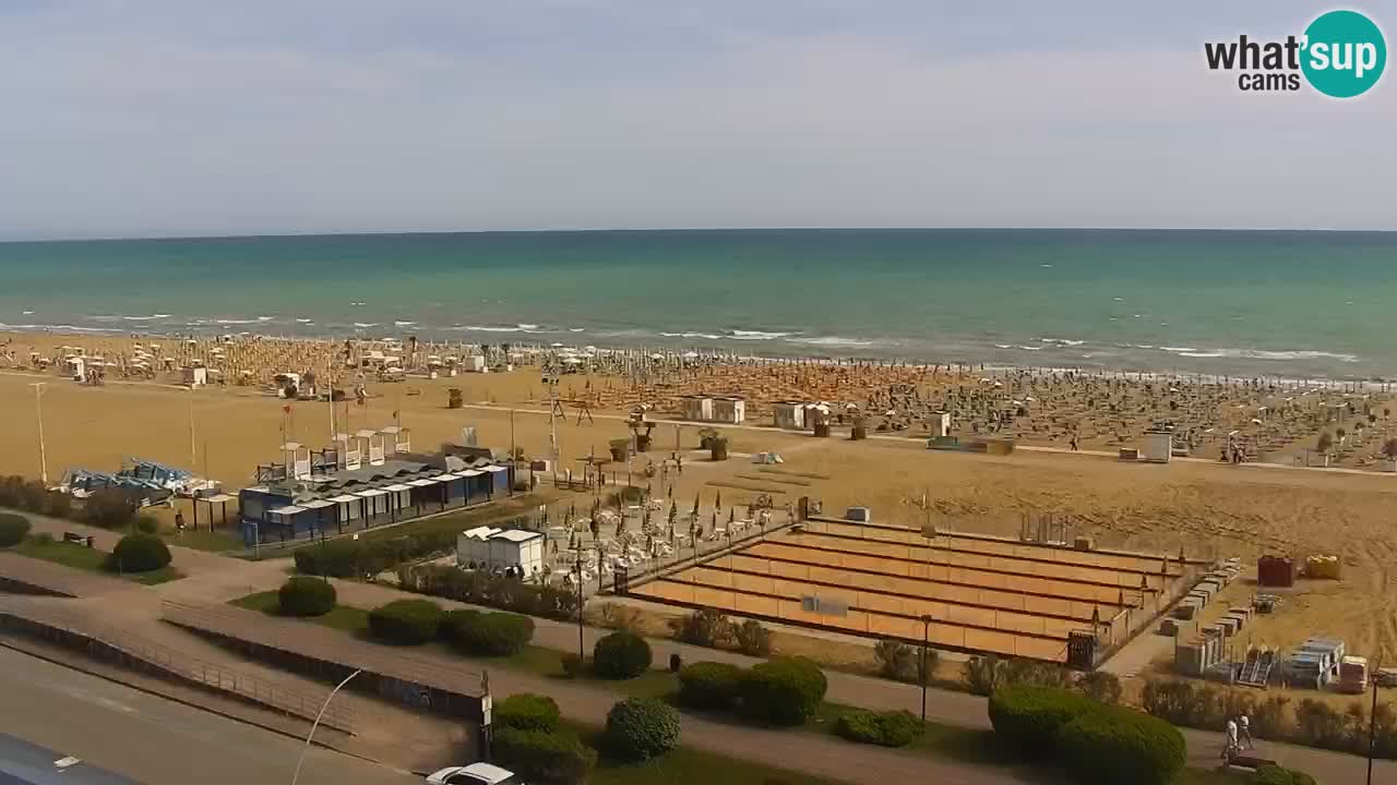 La spiaggia di Bibione webcam live e piazzale Zenit
