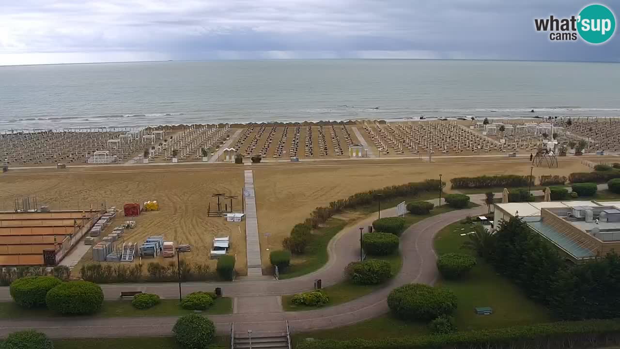 La spiaggia di Bibione webcam live e piazzale Zenit