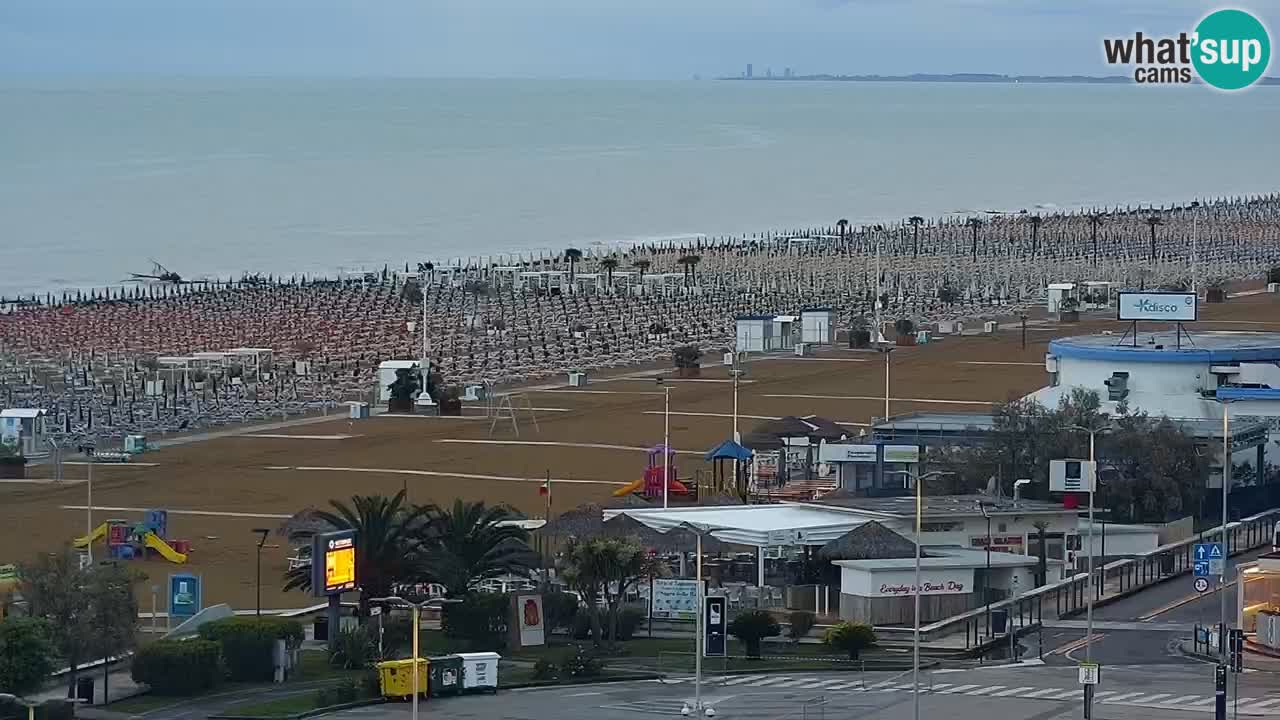 La spiaggia di Bibione webcam live e piazzale Zenit