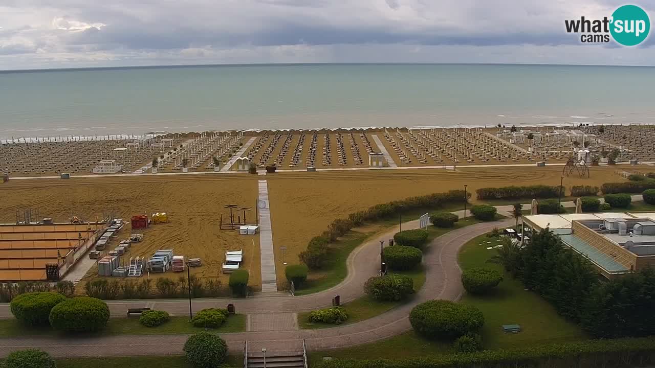 La spiaggia di Bibione webcam live e piazzale Zenit