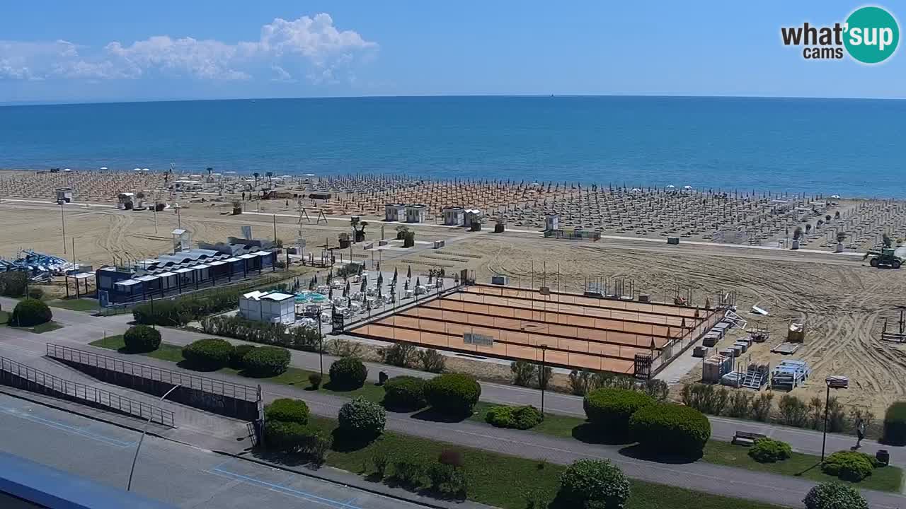 La spiaggia di Bibione webcam live e piazzale Zenit