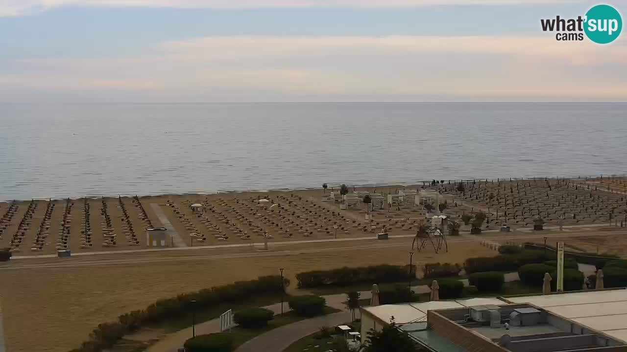 La spiaggia di Bibione webcam live e piazzale Zenit