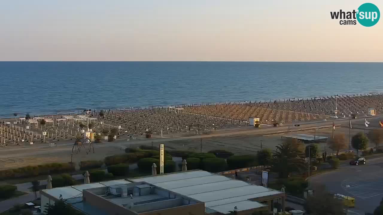 La spiaggia di Bibione webcam live e piazzale Zenit
