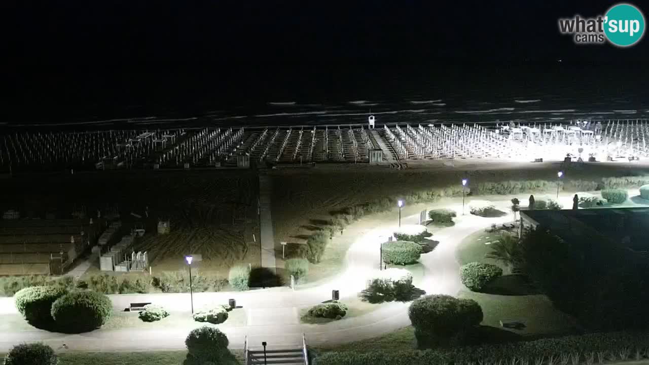 La spiaggia di Bibione webcam live e piazzale Zenit