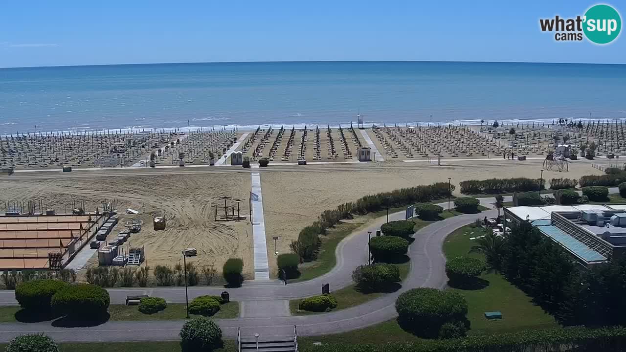 La spiaggia di Bibione webcam live e piazzale Zenit