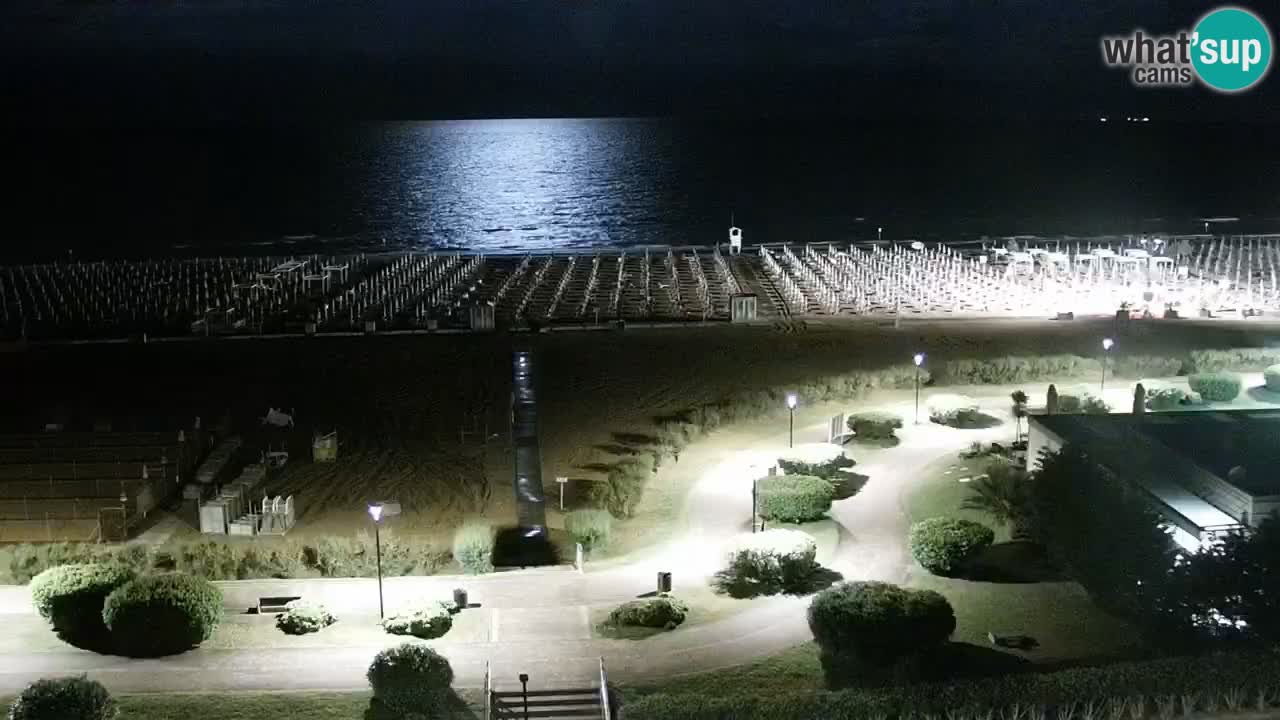La spiaggia di Bibione webcam live e piazzale Zenit