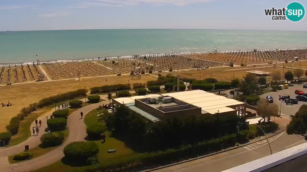 La spiaggia di Bibione webcam live e piazzale Zenit