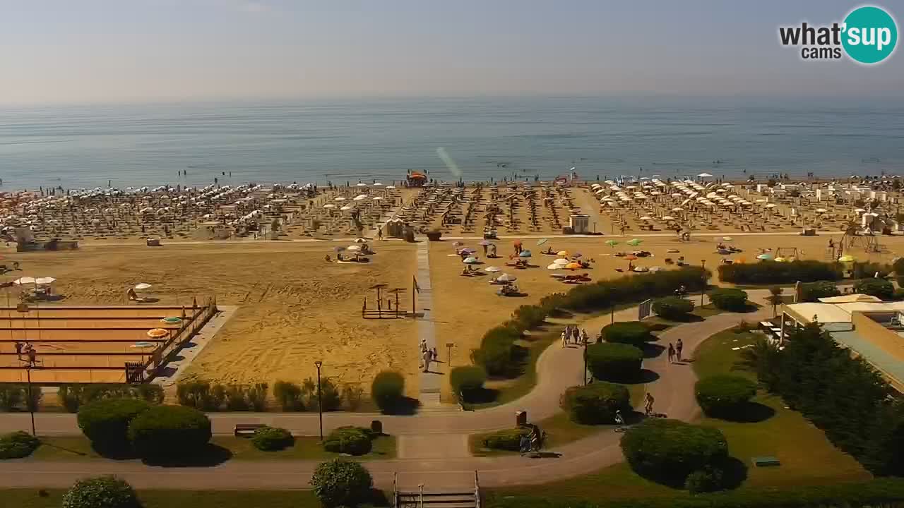 La spiaggia di Bibione webcam live e piazzale Zenit