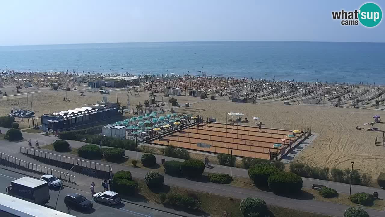 La spiaggia di Bibione webcam live e piazzale Zenit