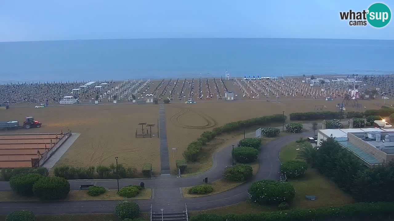 La spiaggia di Bibione webcam live e piazzale Zenit