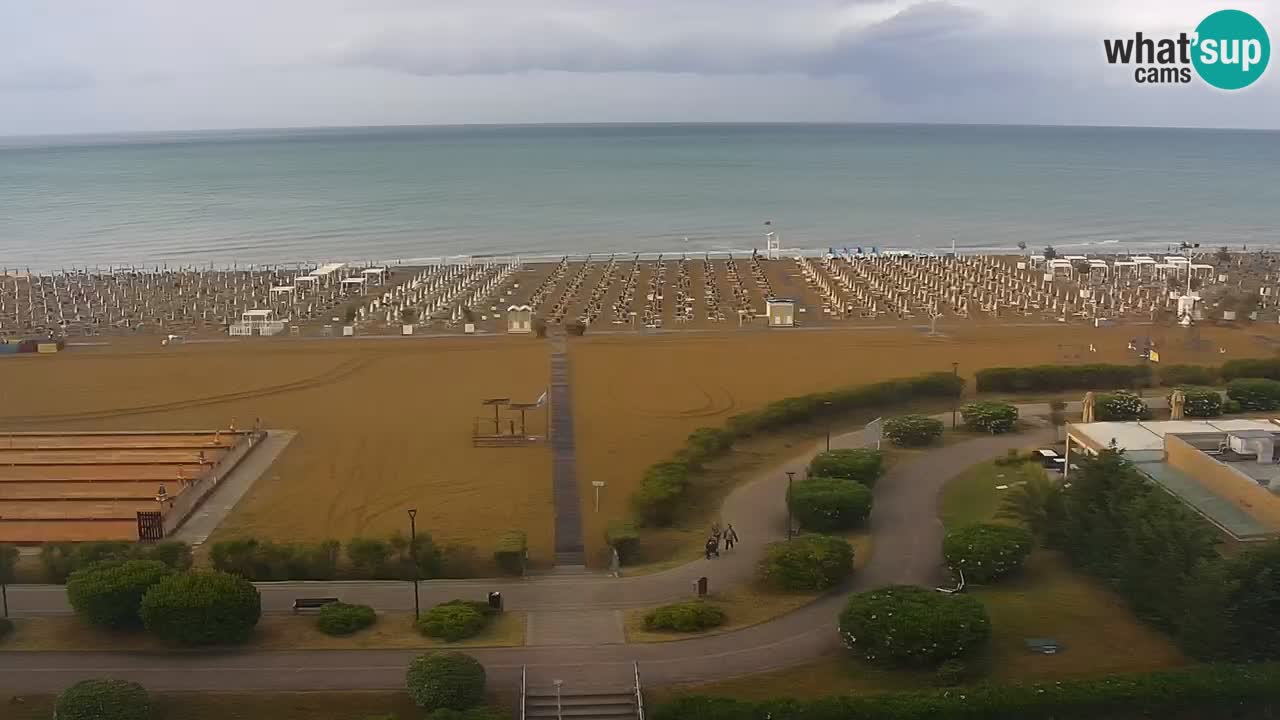 La spiaggia di Bibione webcam live e piazzale Zenit