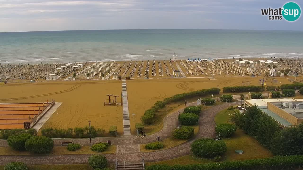 La spiaggia di Bibione webcam live e piazzale Zenit