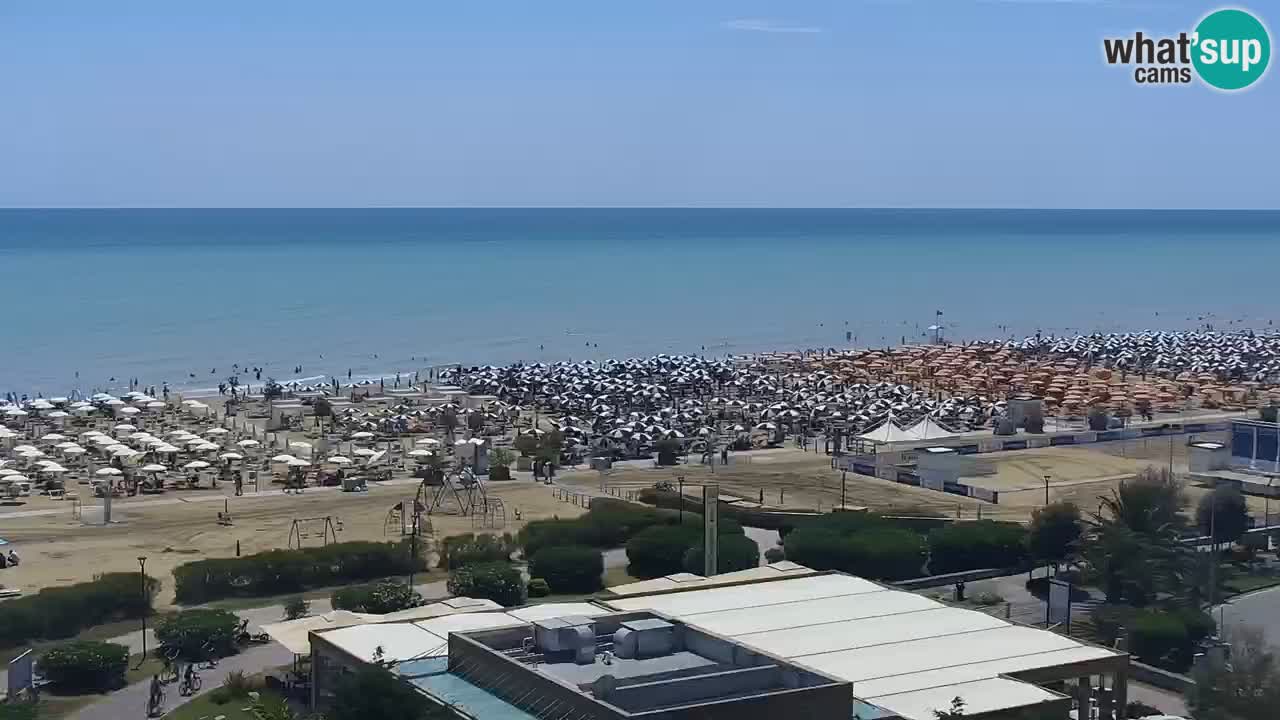 La spiaggia di Bibione webcam live e piazzale Zenit