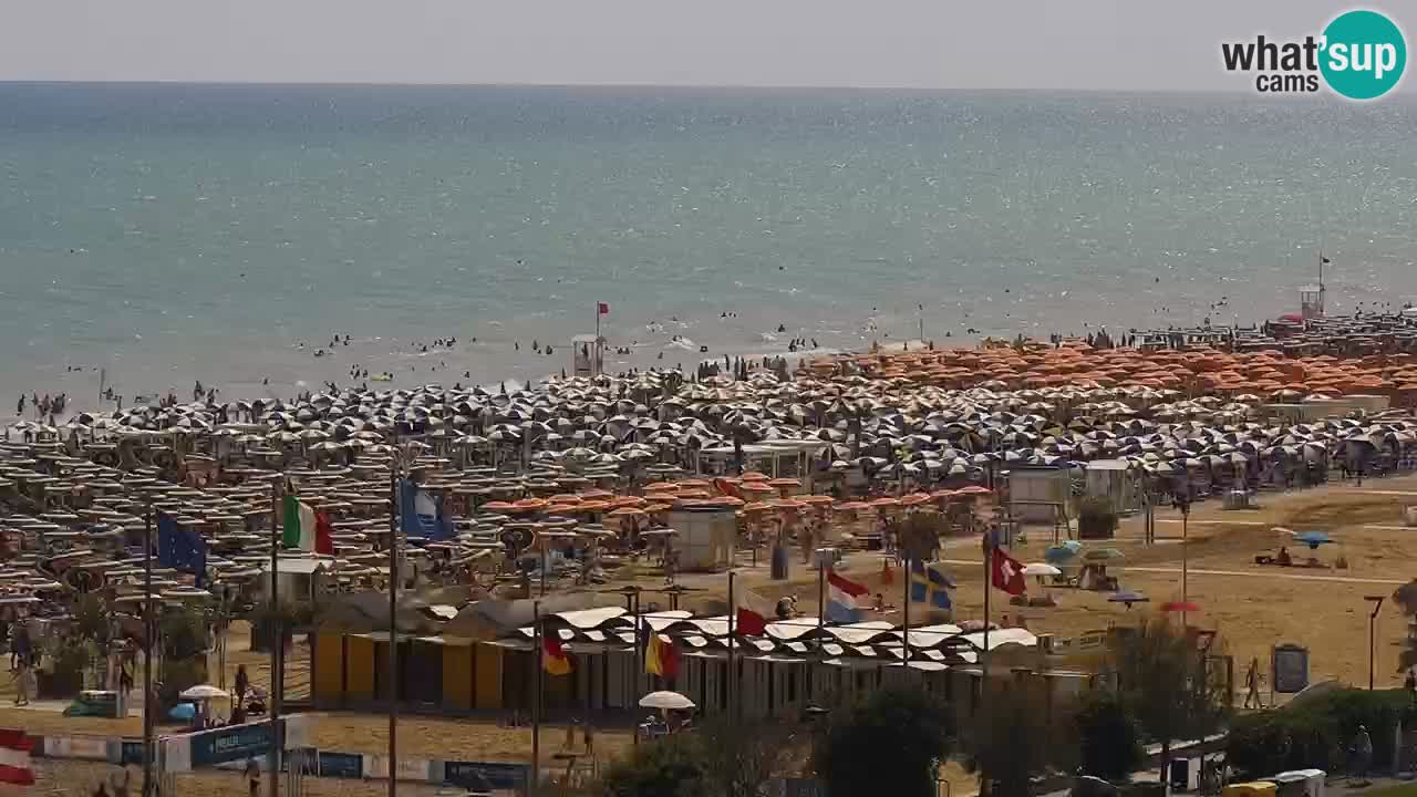 La spiaggia di Bibione webcam live e piazzale Zenit