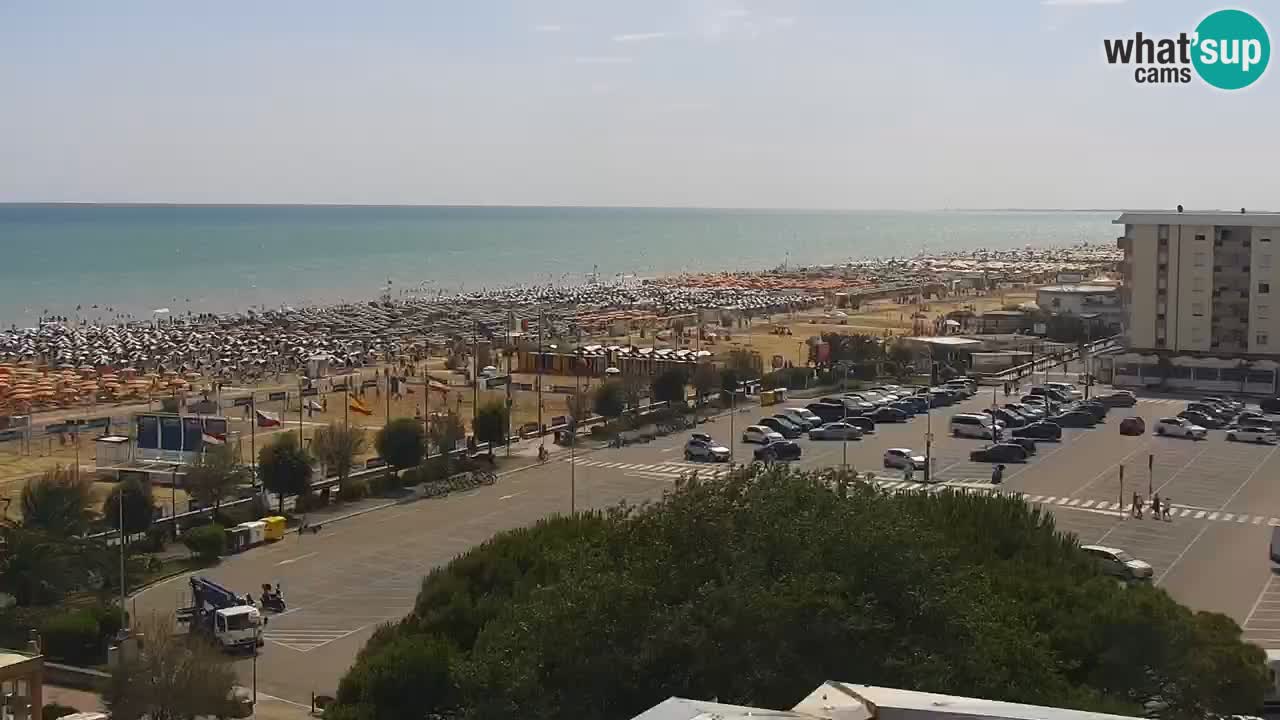 La spiaggia di Bibione webcam live e piazzale Zenit