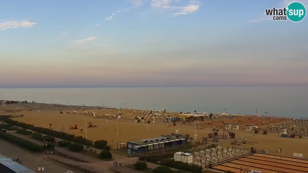 La spiaggia di Bibione webcam live e piazzale Zenit