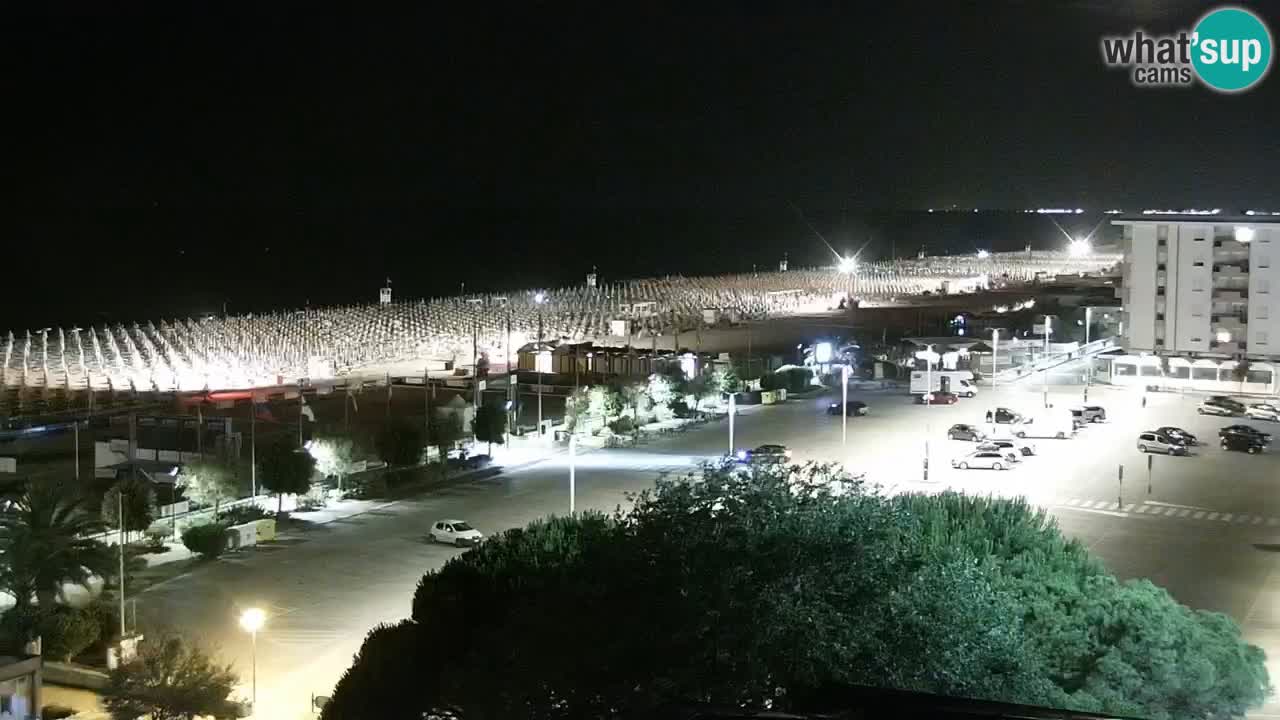 La spiaggia di Bibione webcam live e piazzale Zenit