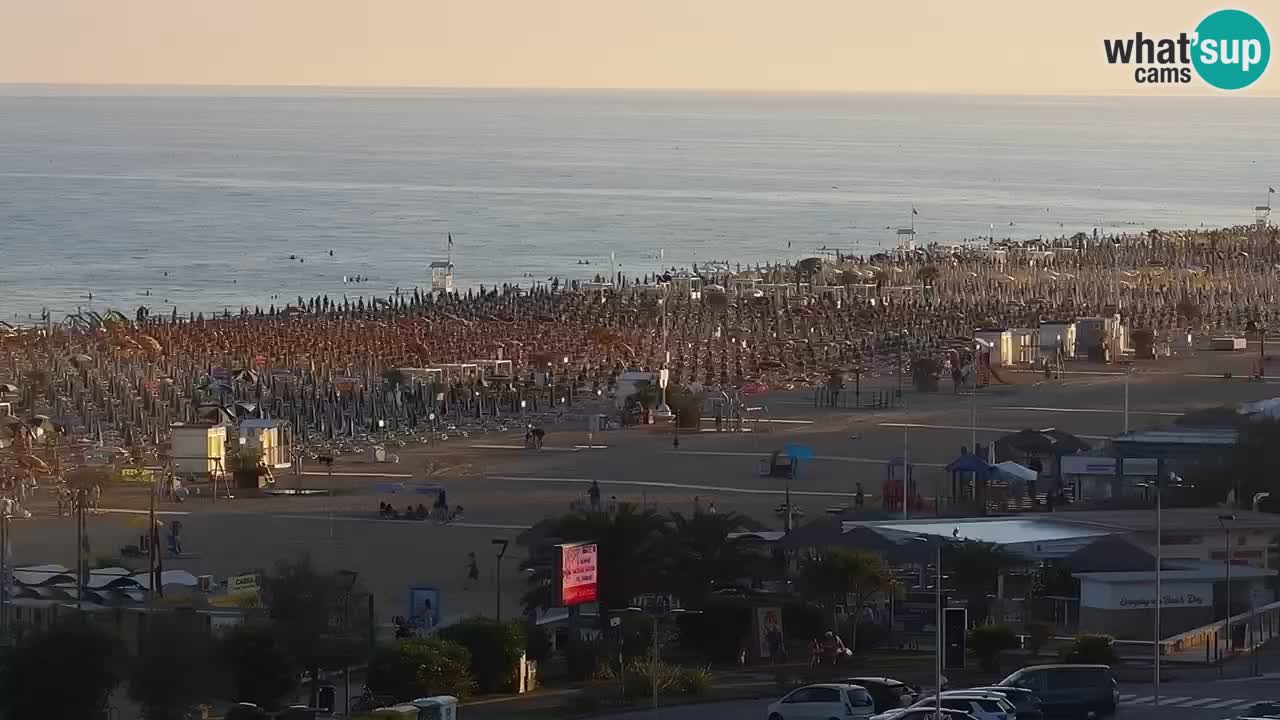 La spiaggia di Bibione webcam live e piazzale Zenit