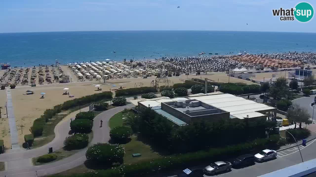La spiaggia di Bibione webcam live e piazzale Zenit