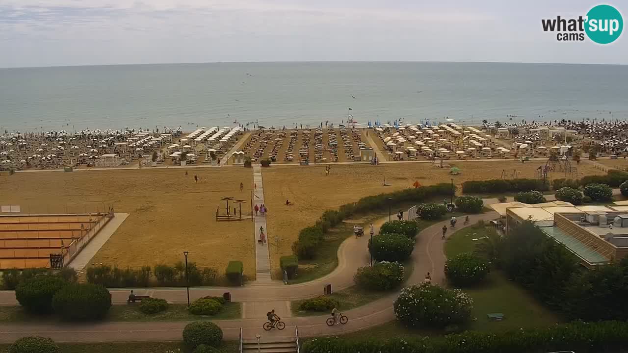 La spiaggia di Bibione webcam live e piazzale Zenit