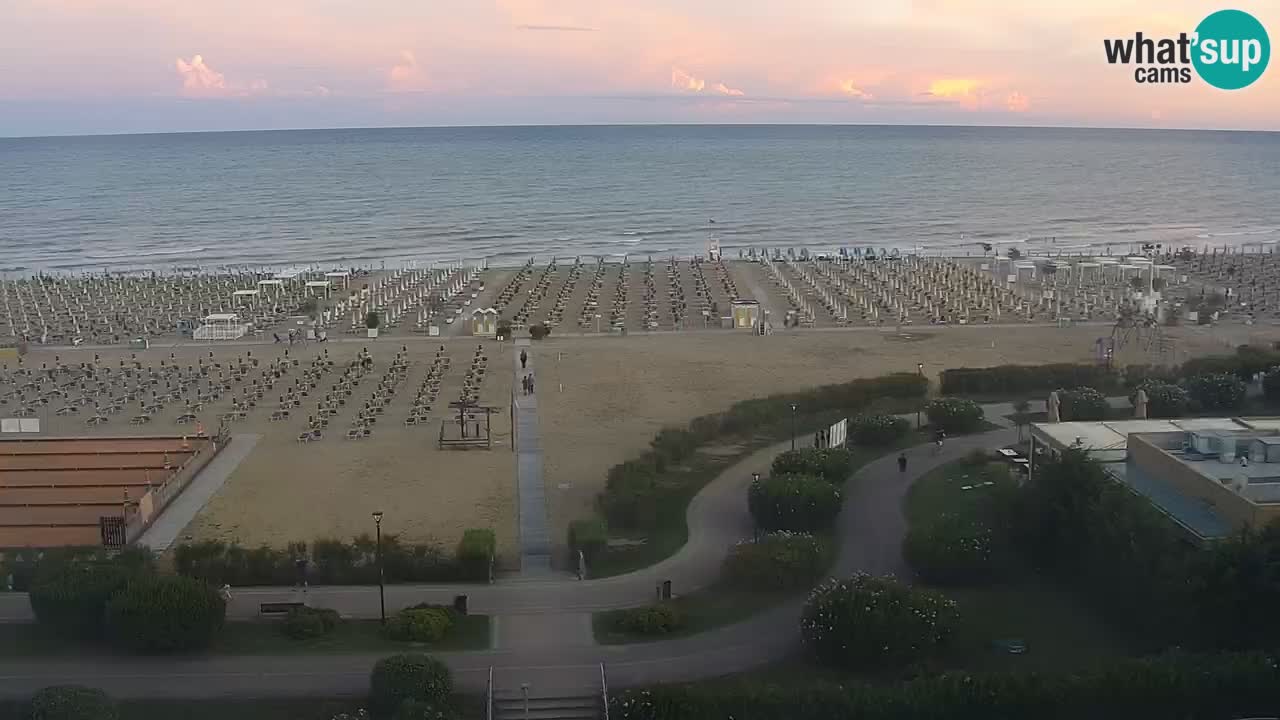 La spiaggia di Bibione webcam live e piazzale Zenit