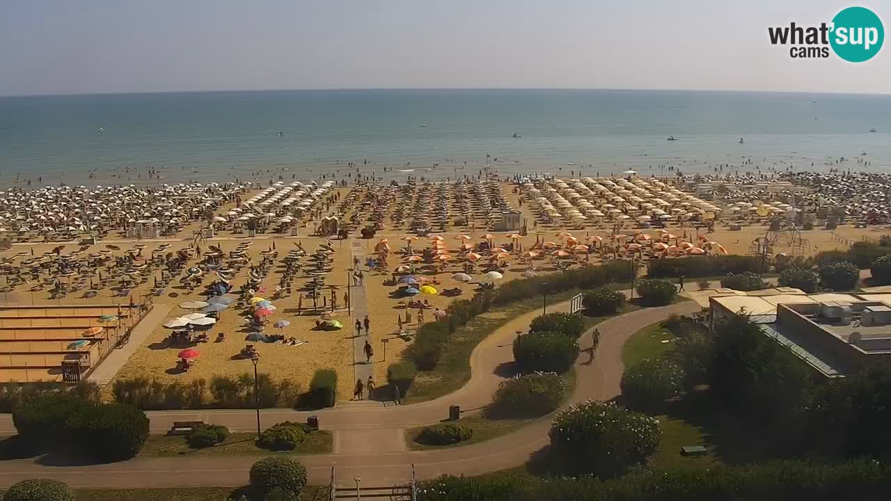 La spiaggia di Bibione webcam live e piazzale Zenit