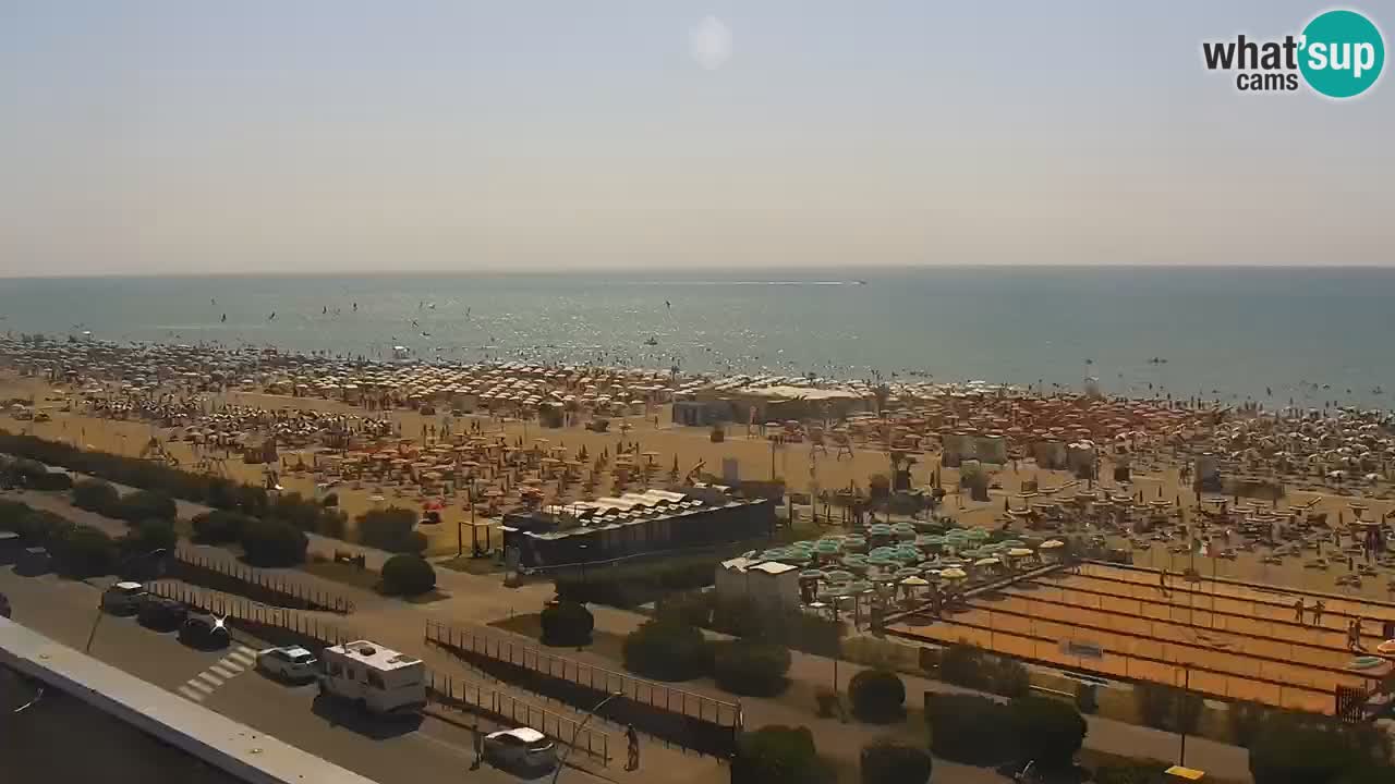 La spiaggia di Bibione webcam live e piazzale Zenit