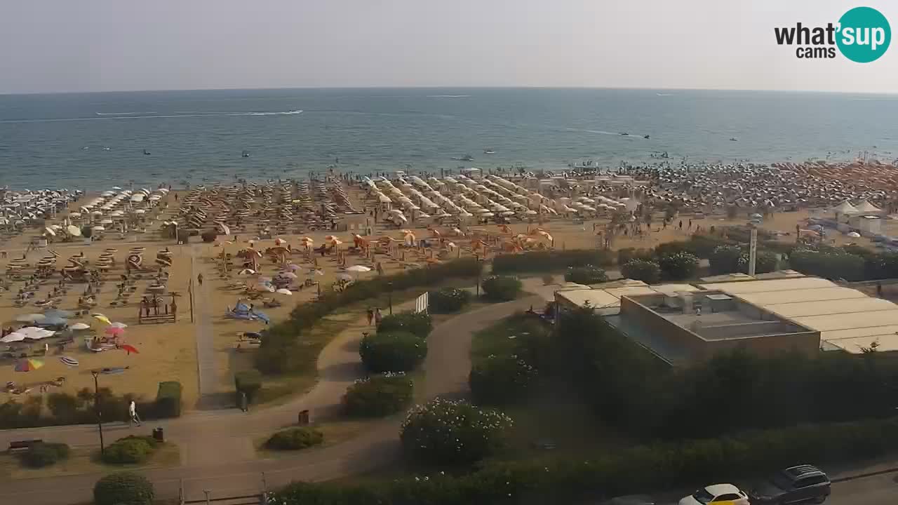 La spiaggia di Bibione webcam live e piazzale Zenit